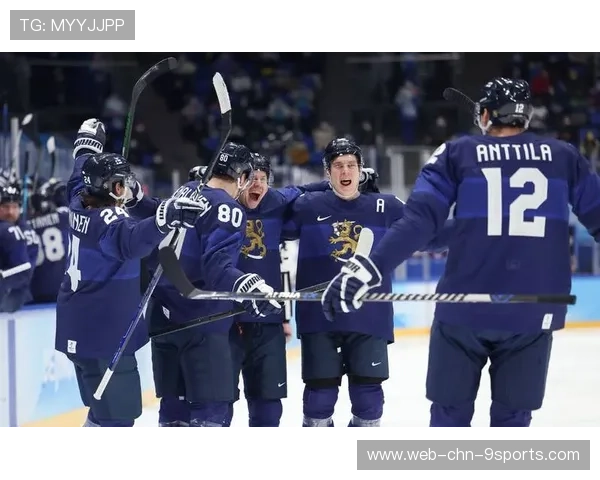 冰球队更衣室跳热舞被偷拍成爆款 冰球队更衣室跳热舞被偷拍成爆款